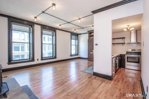 $249,900 | 118 Washington Street, Unit 203, Norwalk, CT 06854