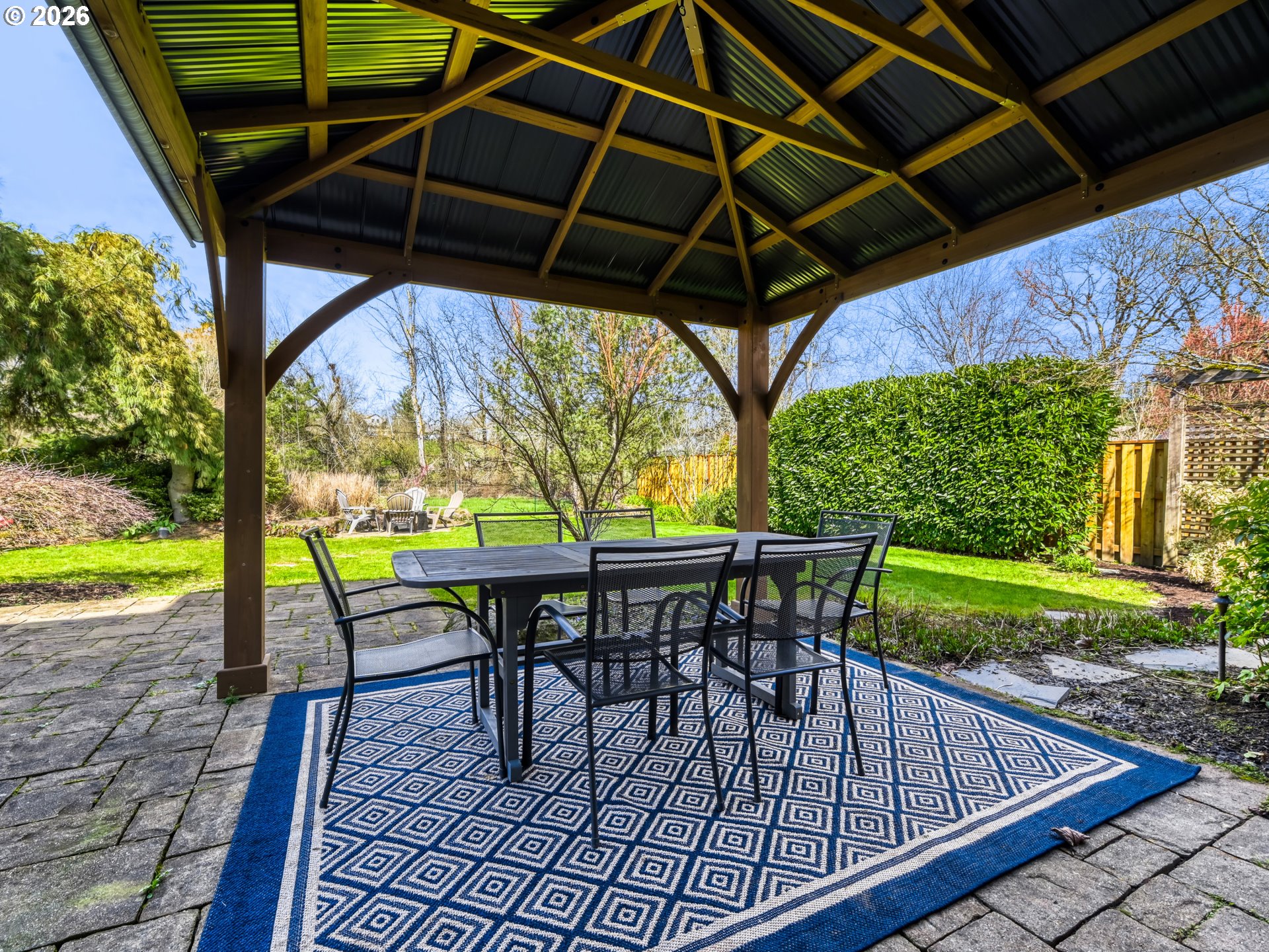 10979 Southwest Matzen Drive Wilsonville, OR 97070 - Photo 27 of 37 a view of chairs and table in the patio
