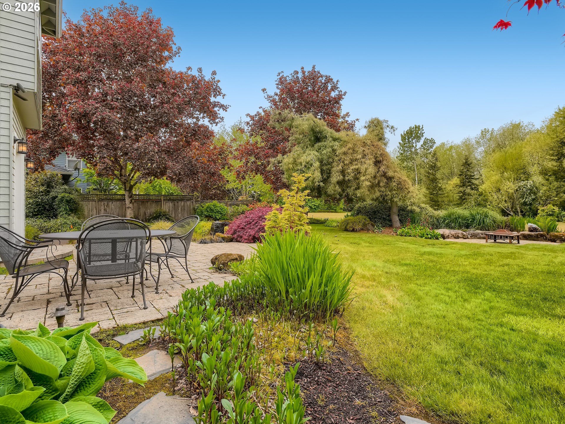 10979 Southwest Matzen Drive Wilsonville, OR 97070 - Photo 36 of 37 a view of a chairs and table in the garden