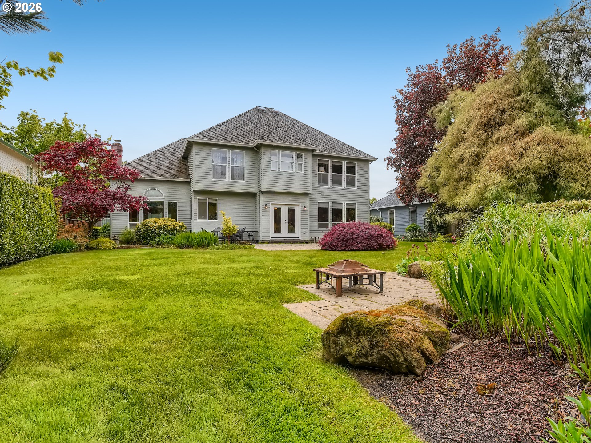 10979 Southwest Matzen Drive Wilsonville, OR 97070 - Photo 37 of 37 a front view of a house with garden