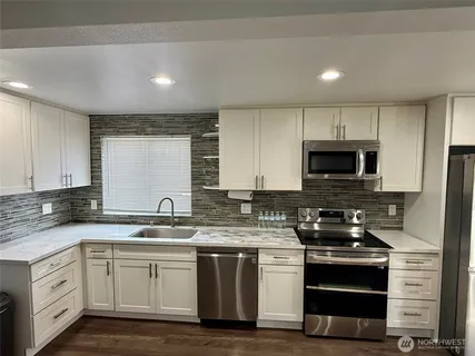 $640,000 | 217 Tacoma Boulevard South, Pacific, WA 98047