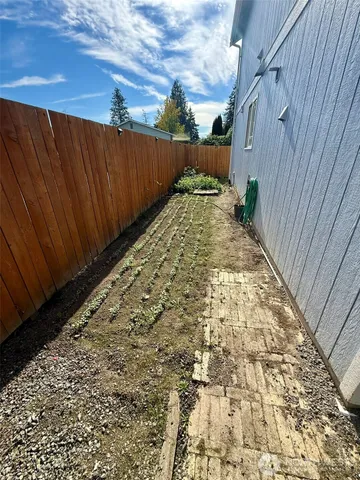 $640,000 | 217 Tacoma Boulevard South, Pacific, WA 98047