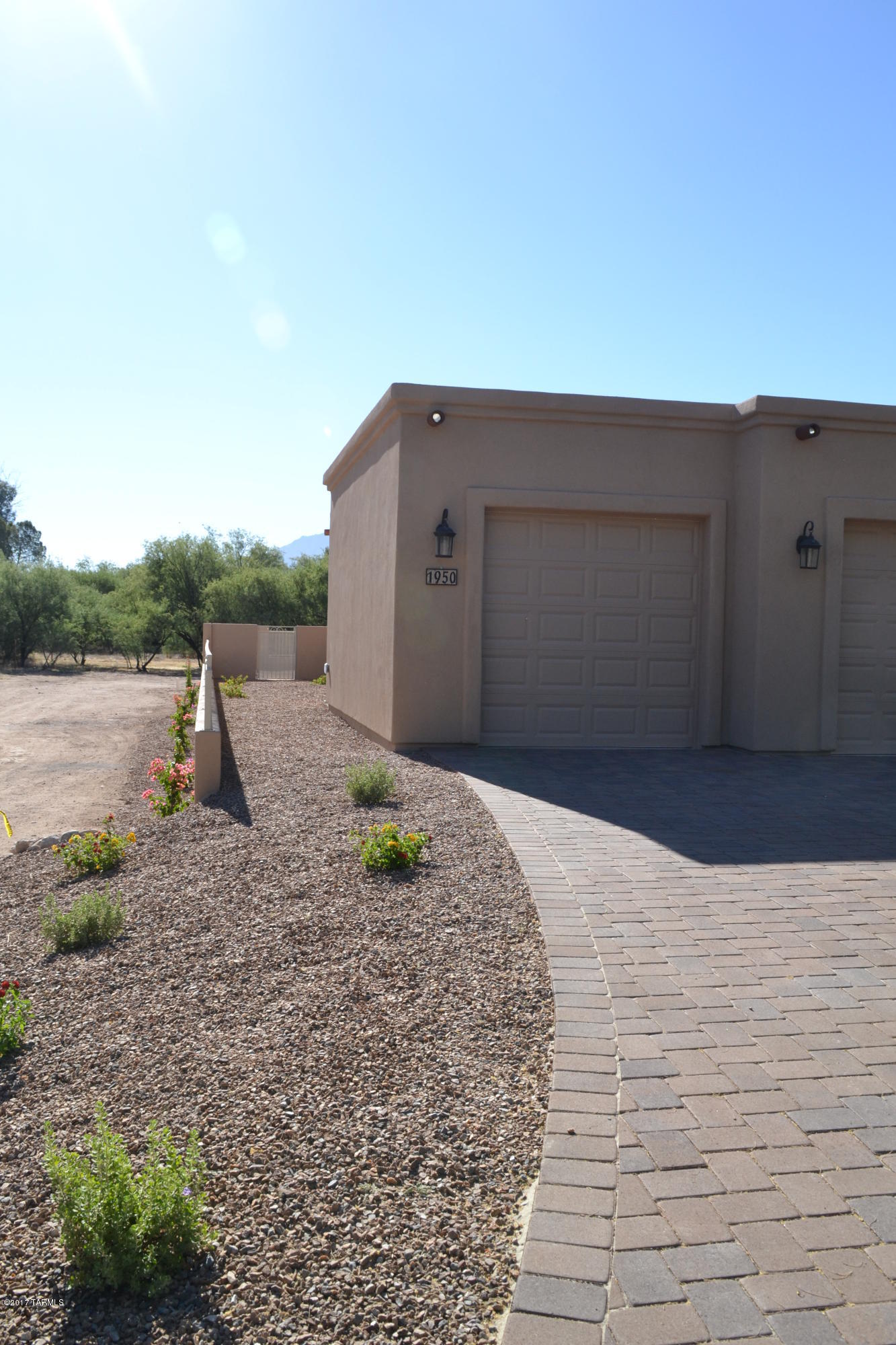 1950 North Tanque Verde Loop Road Tucson, AZ 85749 - Photo 6 of 42 Gallery Image 6