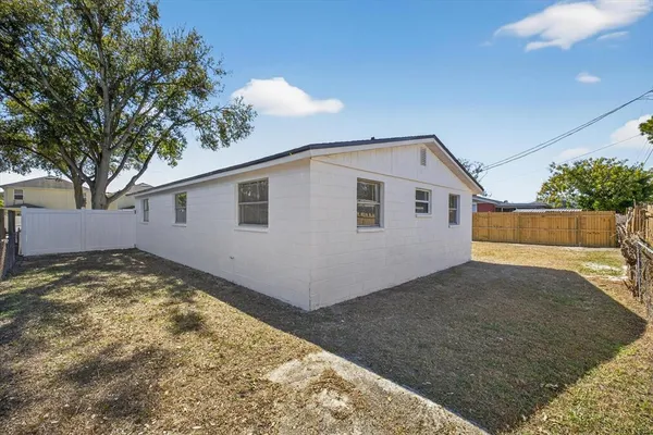 $384,900 | 5931 82nd Avenue North, Pinellas Park, FL 33781