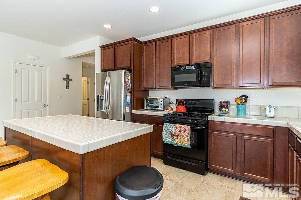 14315 Murdoch Drive Reno, NV 89506 - Photo 7 of 25 Photo 7
