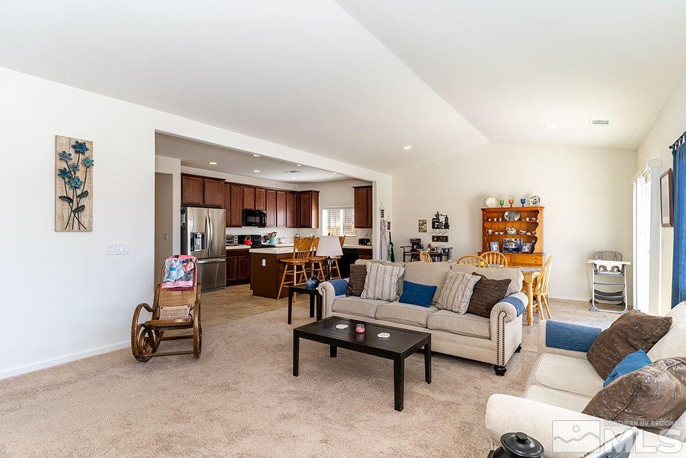 14315 Murdoch Drive Reno, NV 89506 - Photo 9 of 25 Photo 9