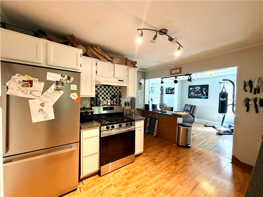 262 East 3rd Street Corning, NY 14830 - Photo 9 of 19