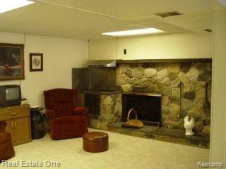 3375 Jewell Road Howell, MI 48843 - Photo 10 of 15 family room