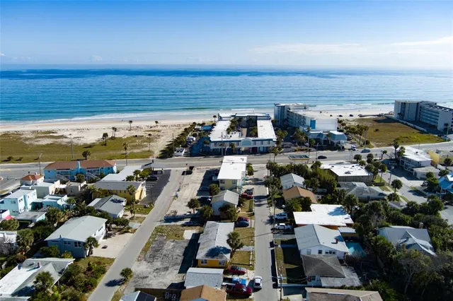 $349,000 | 533 Eastwood Lane, Daytona Beach, FL 32118