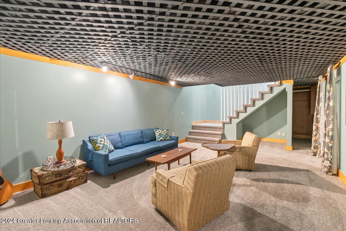 1607 Hitching Post Road East Lansing, MI 48823 - Photo 44 of 61 38-Media Jett - 27
