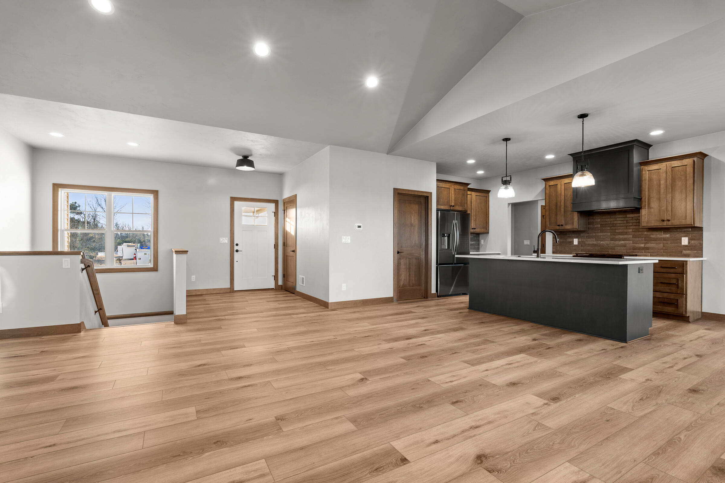 338 Rawley Road Two Rivers, WI 54241 - Photo 4 of 35 338RawleyCrt-4