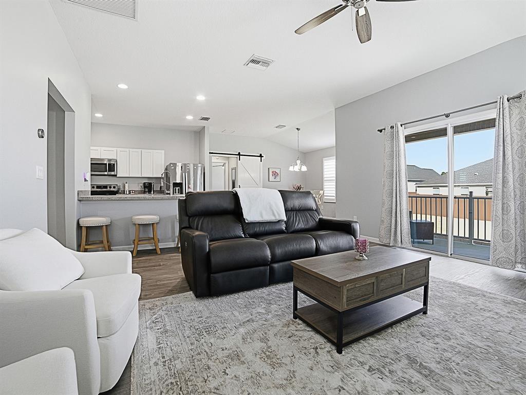 3319 Rohan Road Oxford, FL 34484 - Photo 11 of 38