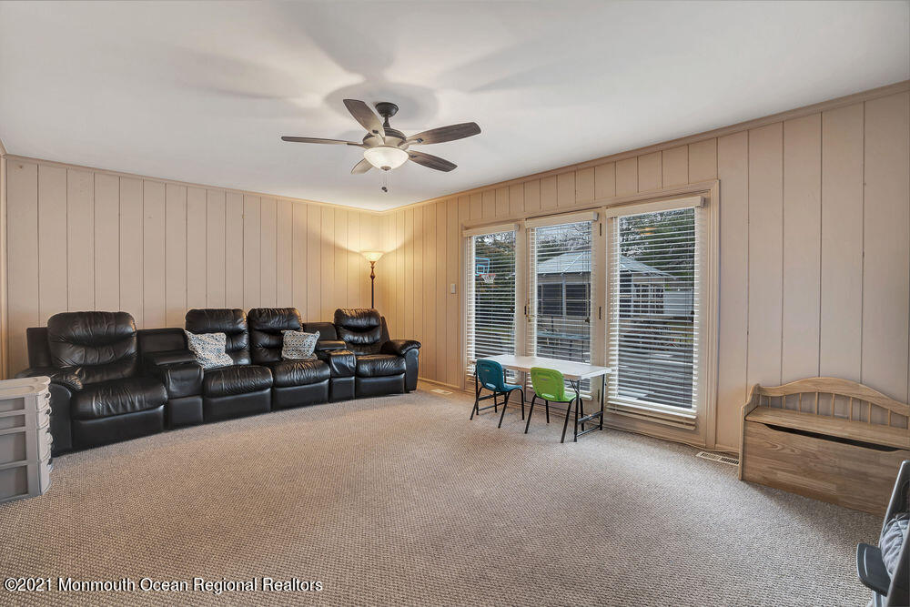 28 Pease Road Manalapan, NJ 07726 - Photo 19 of 34 027_dsc05312