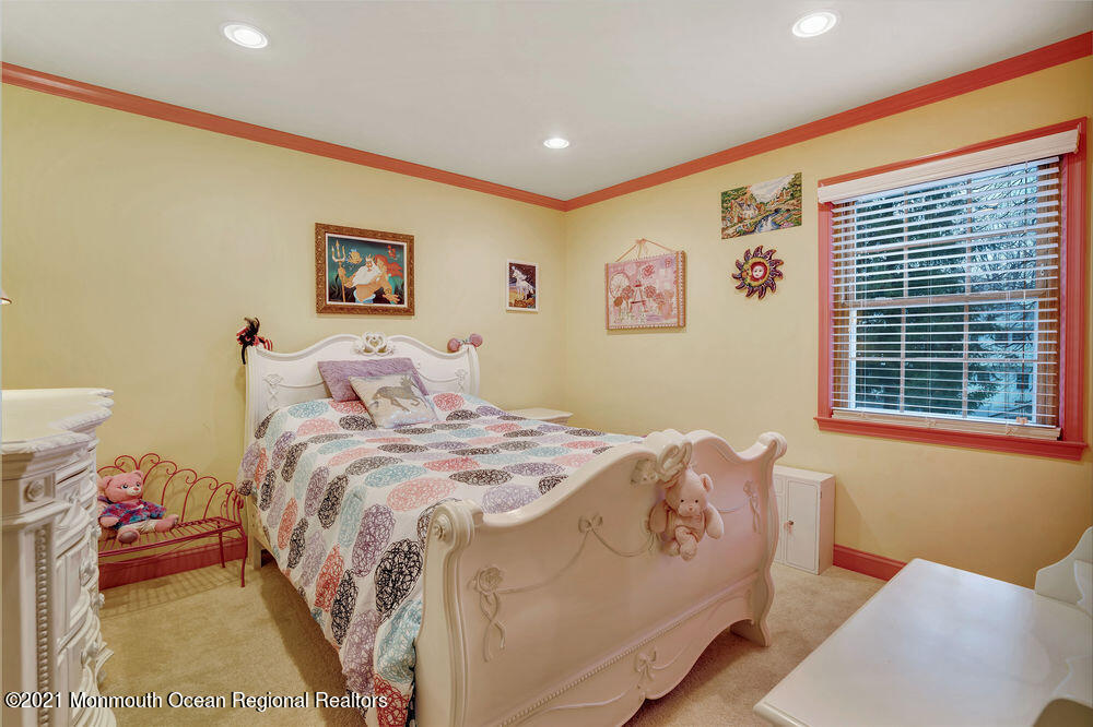 28 Pease Road Manalapan, NJ 07726 - Photo 22 of 34 033_dsc05152