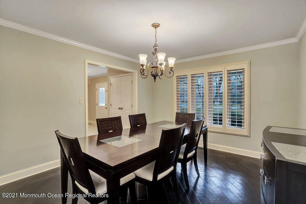 28 Pease Road Manalapan, NJ 07726 - Photo 8 of 34 015_dsc05227