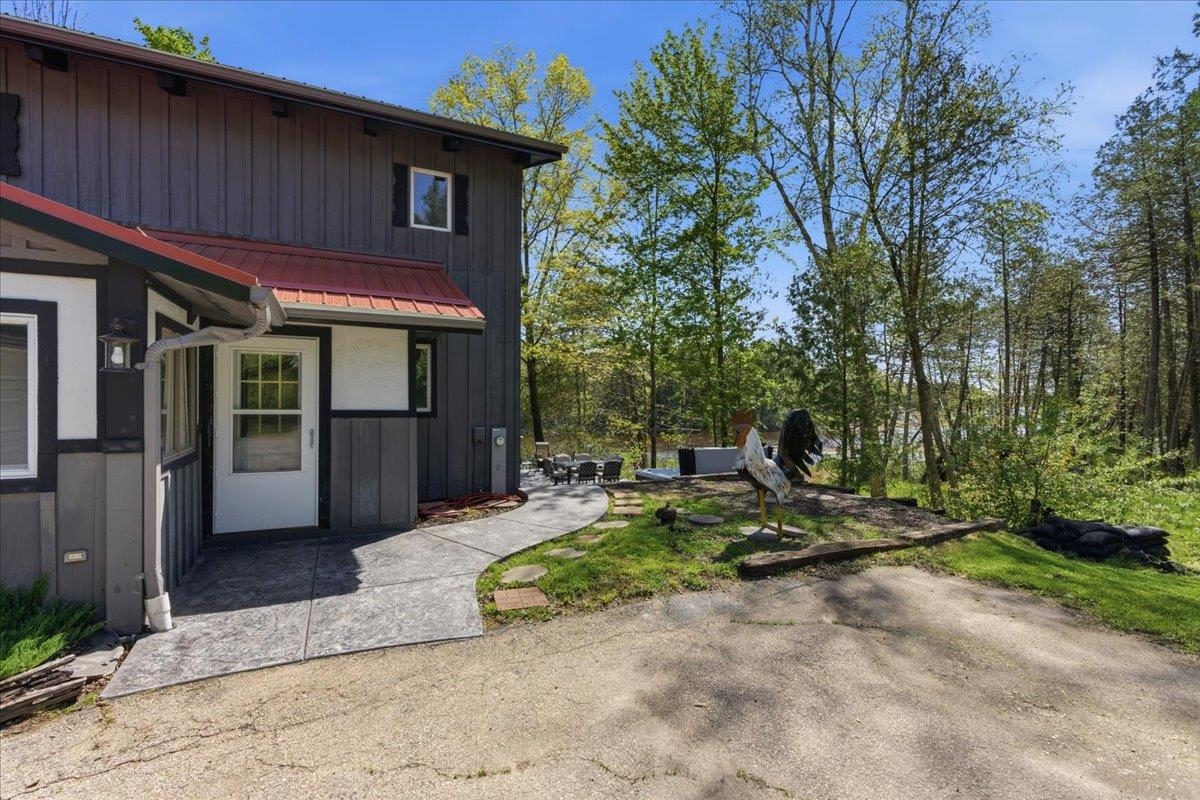 N7072 North Forest Haven Road Shawano, WI 54166 - Photo 5 of 90