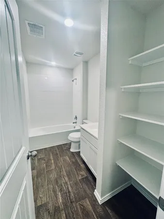 $2,500 | 13000 Roving Pass, Elgin, TX 78621