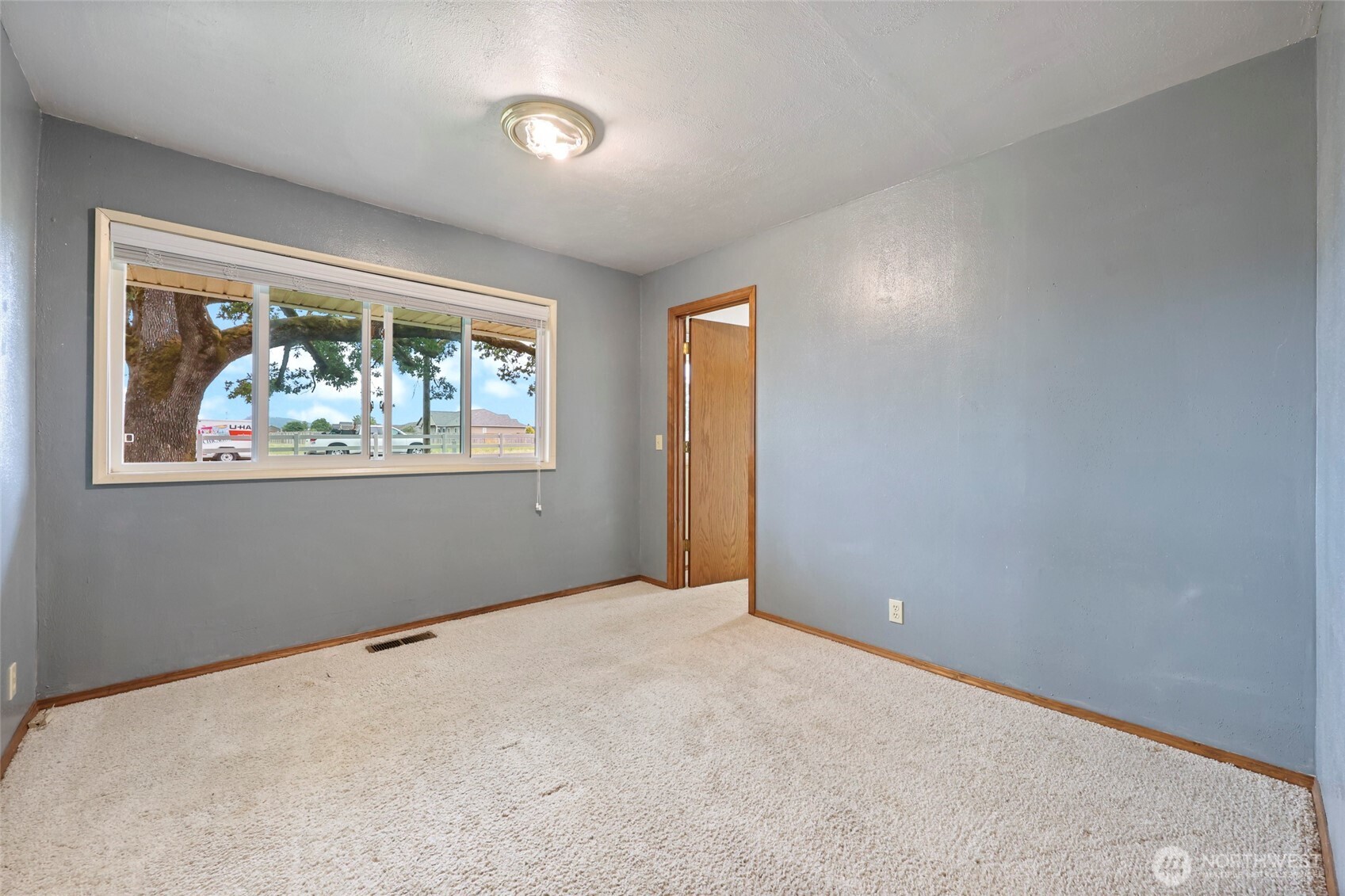 17215 Gibson Road Southwest Tenino, WA 98589 - Photo 16 of 40 an empty room with window