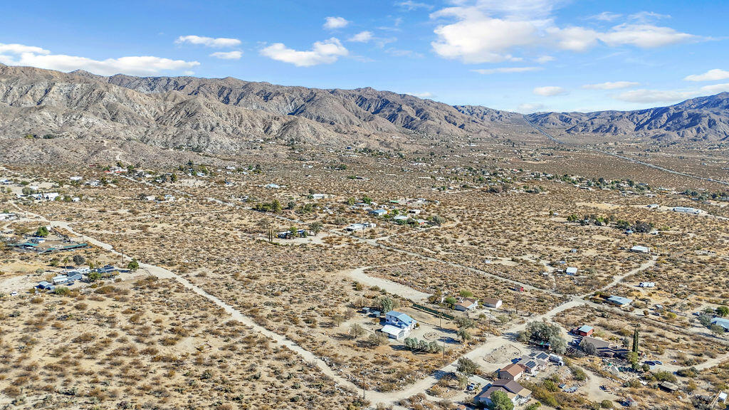 51088 Mecca Road Morongo Valley, CA 92256 - Photo 77 of 77 a view of a sky