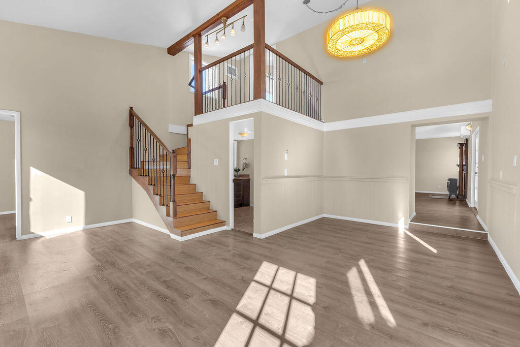 51088 Mecca Road Morongo Valley, CA 92256 - Photo 9 of 77 a view of an entryway with wooden floor