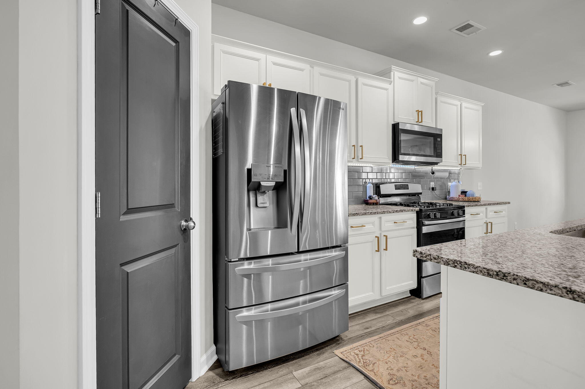 230 Hayworth Road Summerville, SC 29486 - Photo 17 of 55