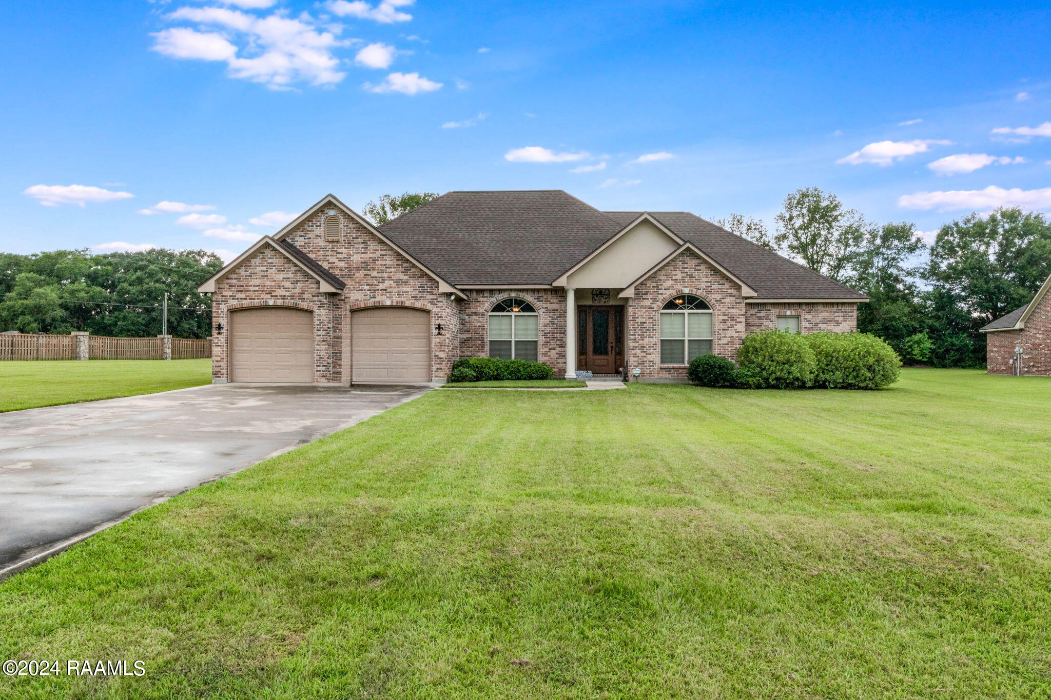 117 Christian Point Road Opelousas, LA 70570 - Photo 1 of 19 front
