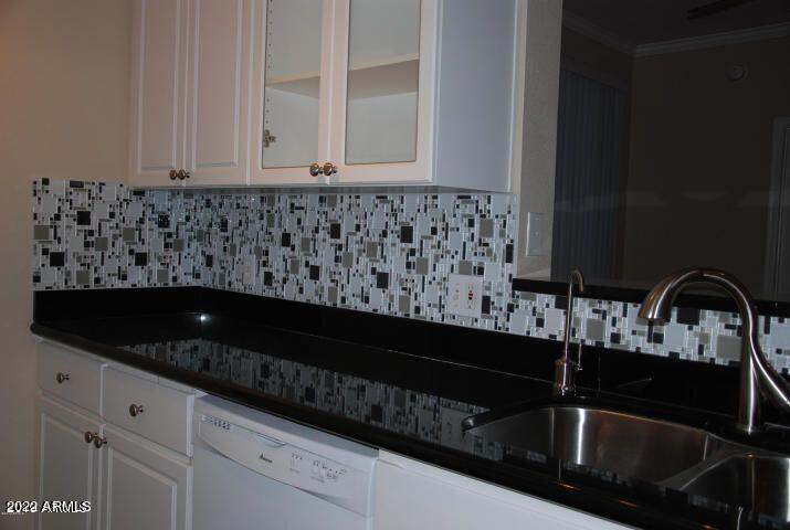 1701 East Colter Street, Unit 489 Phoenix, AZ 85016 - Photo 5 of 31 Photo #5