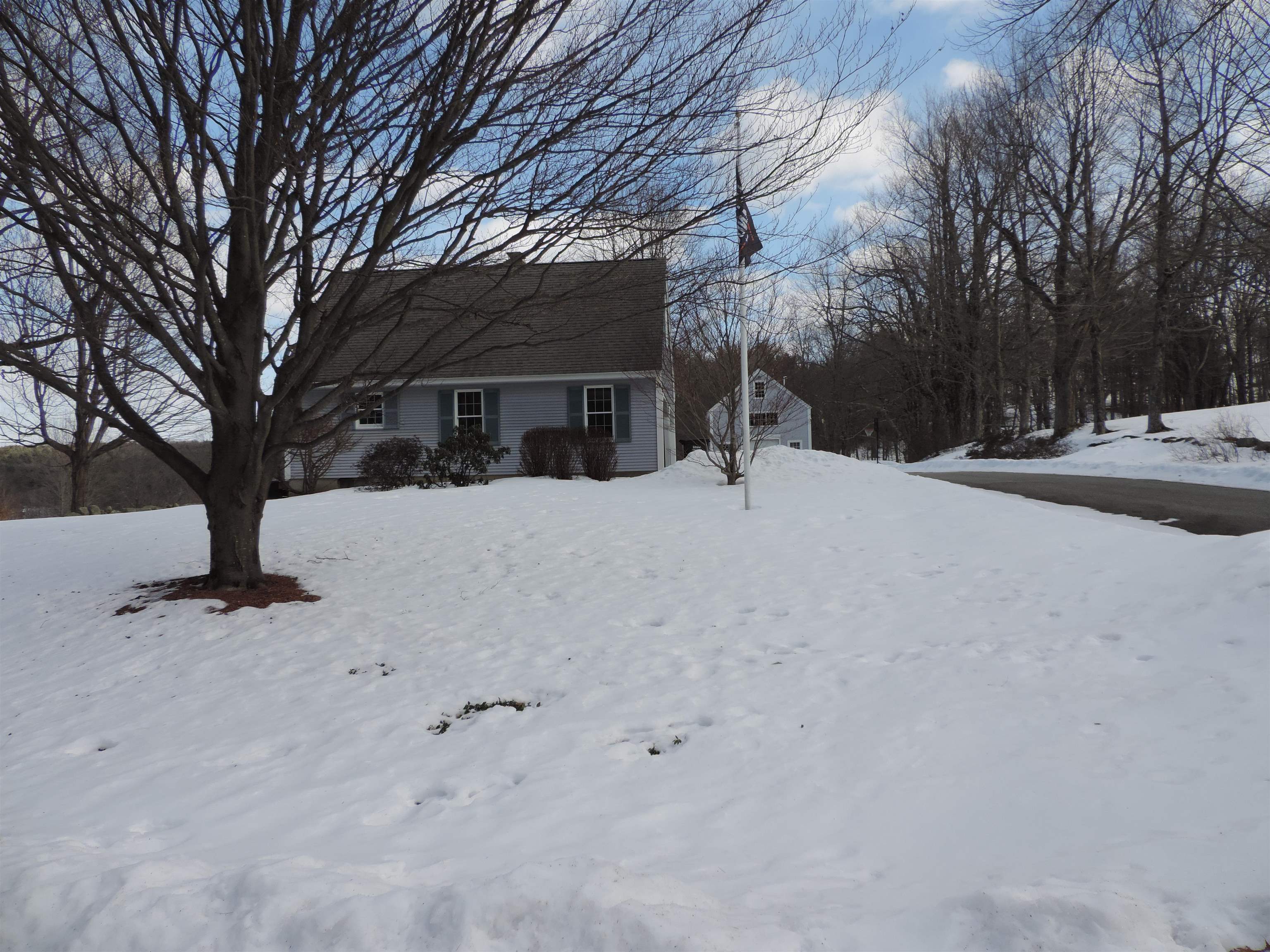 26 Lower River Road New Ipswich, NH 03071 - Photo 3 of 39