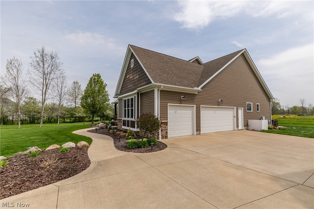 7707 Rimrock Road Medina, OH 44256 - Photo 6 of 35 Gallery Image 6