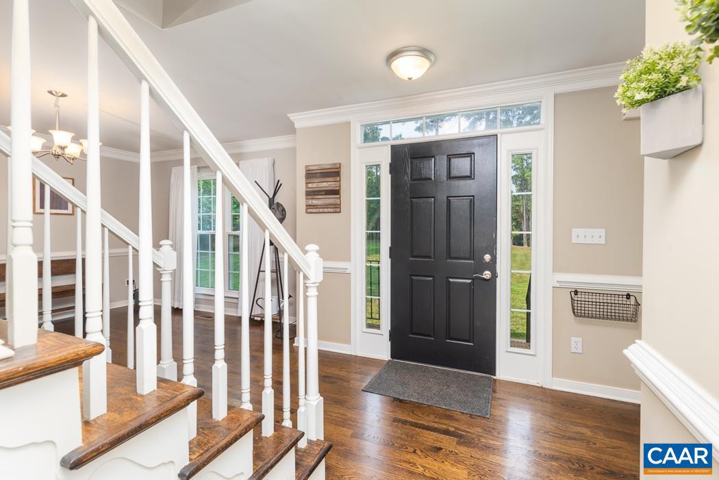 320 Willow Ridge Road Troy, VA 22974 - Photo 3 of 37