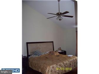 13044 Worthington Road Philadelphia, PA 19116 - Photo 9 of 12
