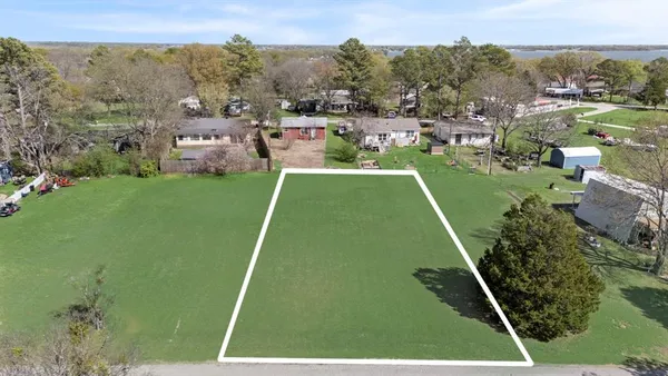 $45,000 | 1 Briggs Boulevard, East Tawakoni, TX 75472