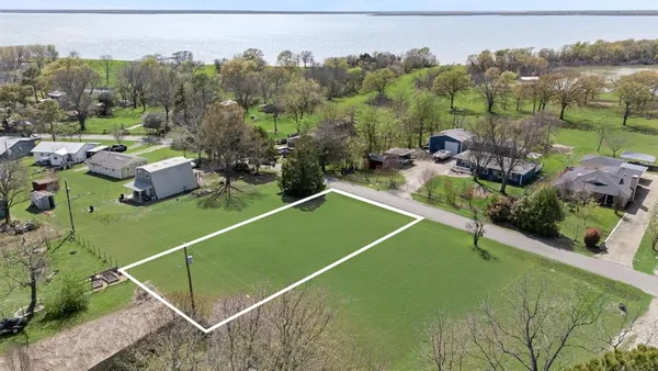 $45,000 | 1 Briggs Boulevard, East Tawakoni, TX 75472