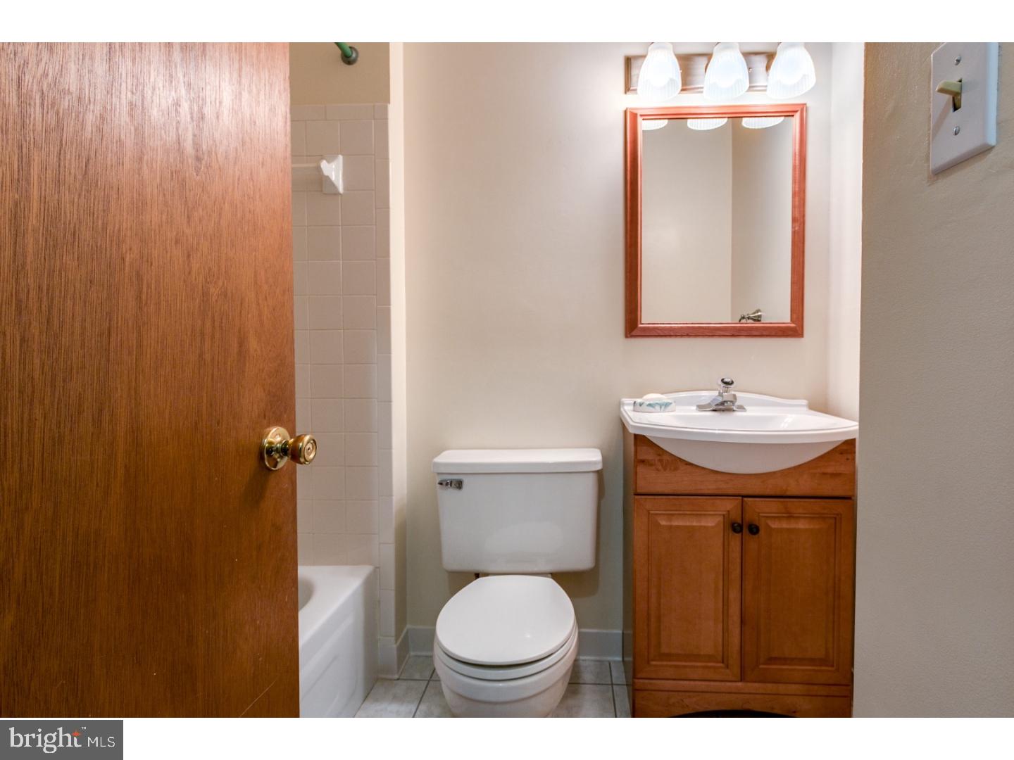 122 Woodstream Road Boothwyn, PA 19061 - Photo 14 of 25 Gallery Image 14