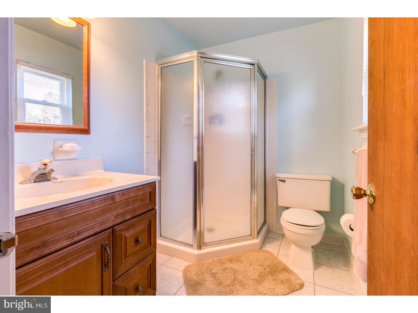 122 Woodstream Road Boothwyn, PA 19061 - Photo 16 of 25 Gallery Image 16
