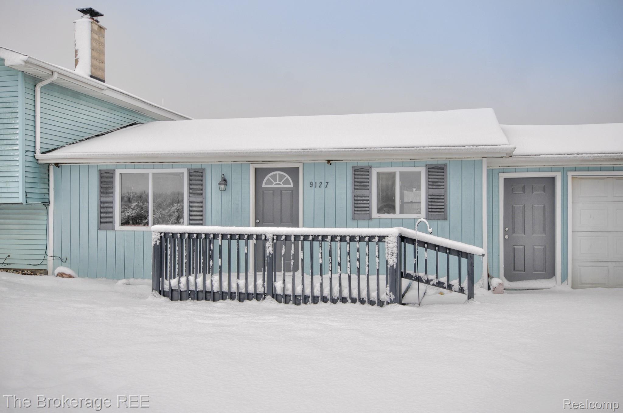 9127 Wilson Road Montrose, MI 48457 - Photo 2 of 38 SD3_7627-HDR(5).jpg