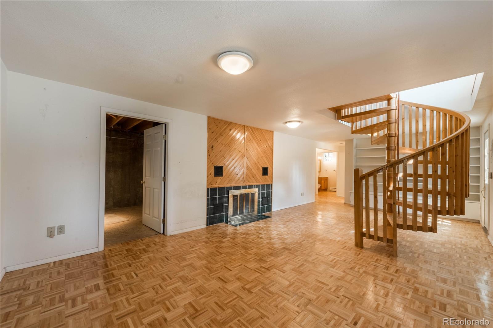 30124 Lee Road Evergreen, CO 80439 - Photo 18 of 40 Gallery Image 18