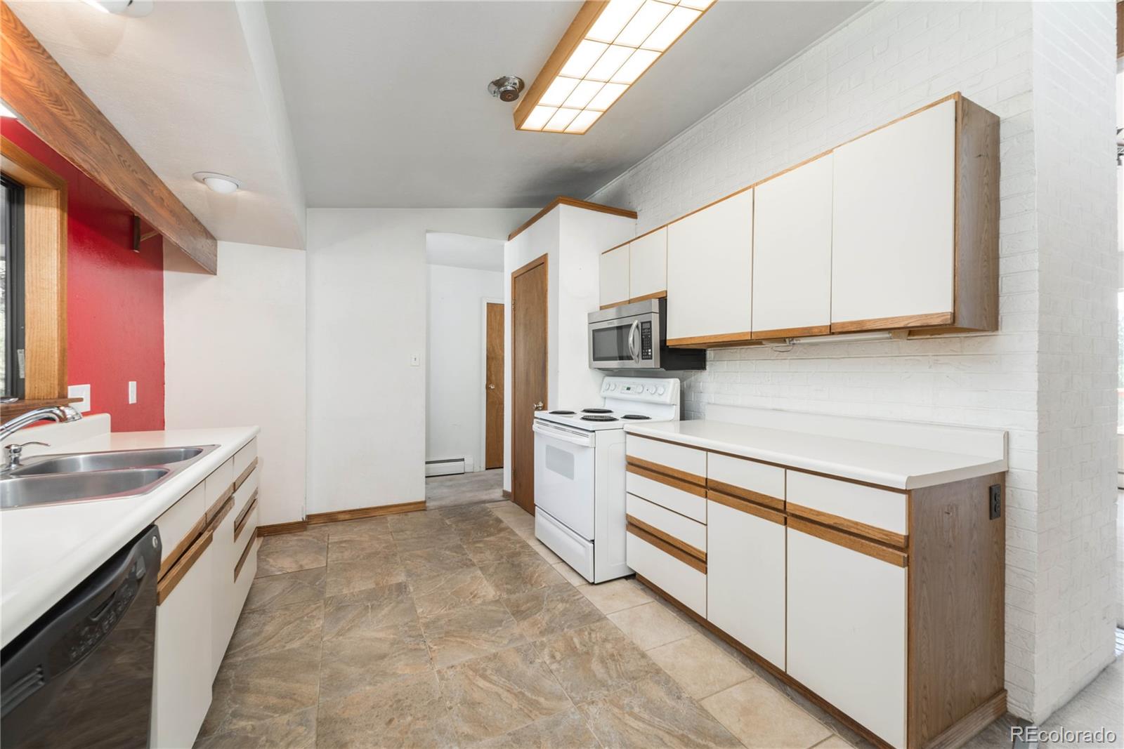 30124 Lee Road Evergreen, CO 80439 - Photo 9 of 40 Gallery Image 9