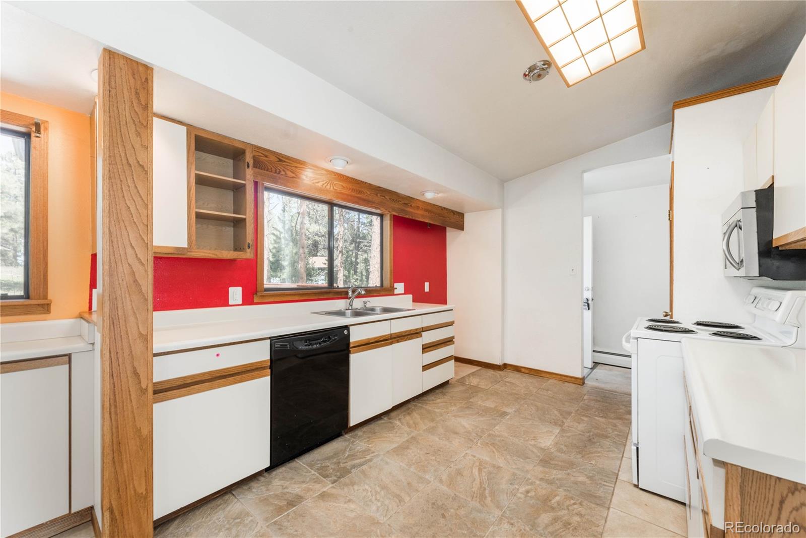 30124 Lee Road Evergreen, CO 80439 - Photo 10 of 40 Gallery Image 10