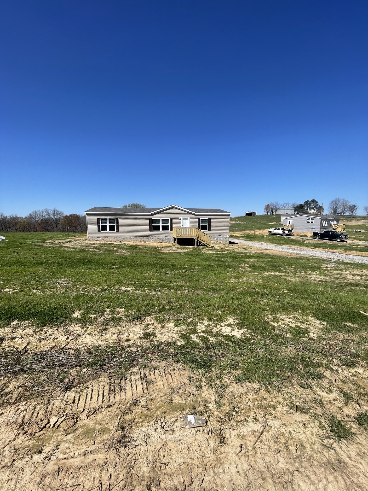 2709 Wixtown Road Westmoreland, TN 37186 - Photo 1 of 18 Gallery Image 1