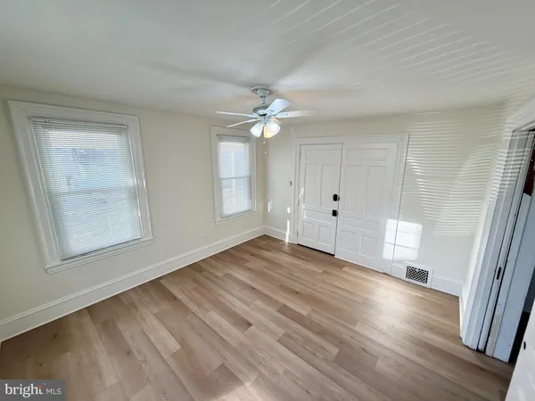 $1,850 | 1518 Willow Avenue, Unit 6, Elkins Park, PA 19027