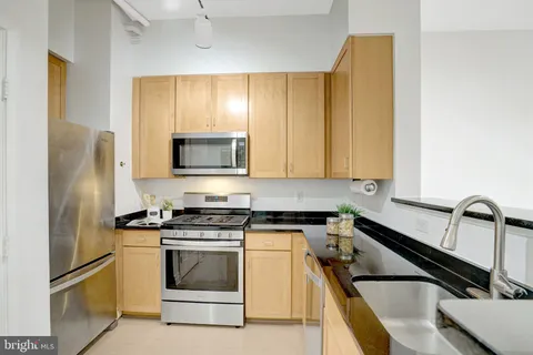 $499,990 | 1201 North Garfield Street, Unit 202, Arlington, VA 22201