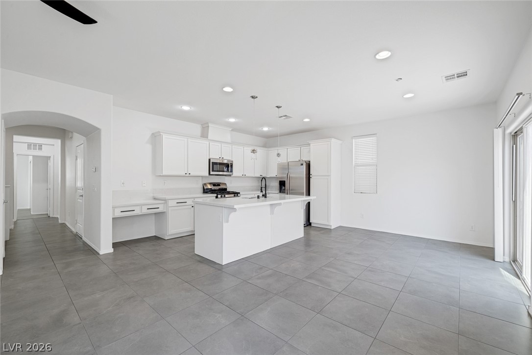 5120 Fiery Sky Ridge Street Las Vegas, NV 89148 - Photo 4 of 41