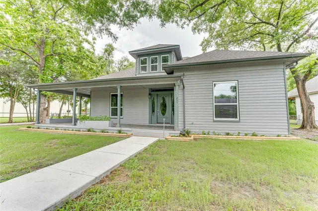 $350,000 | 200 Olive Street, Lone Oak, TX 75453