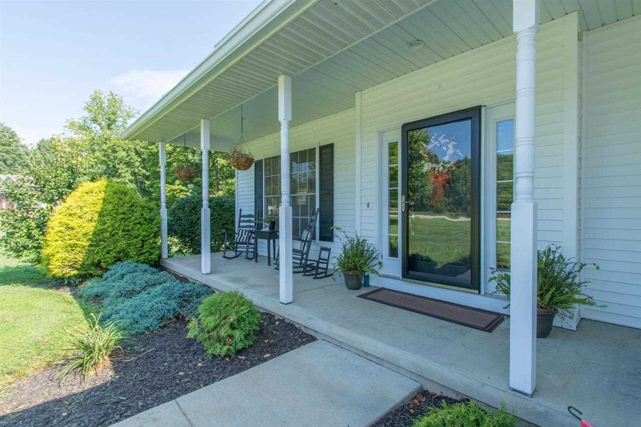 5096 East Lentz Road Bloomington, IN 47408 - Photo 5 of 30 Gallery Image 5