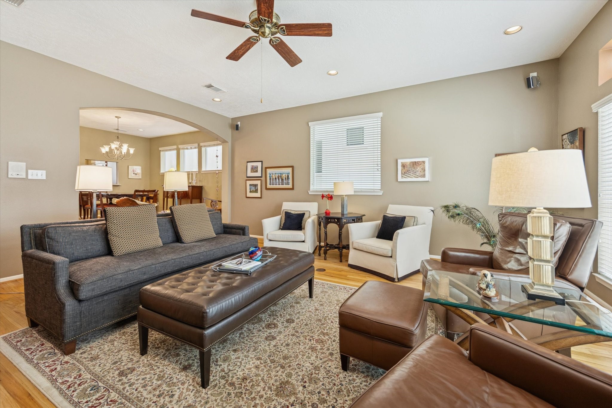 210 Malone Street Houston, TX 77007 - Photo 22 of 35 a living room with furniture and a rug