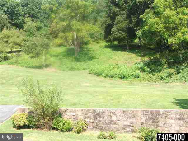 2681 Blackberry Road Dover, PA 17315 - Photo 5 of 20 Gallery Image 5