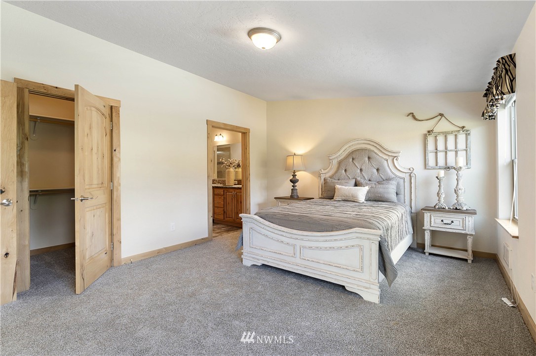1846 Azure Way Bellingham, WA 98229 - Photo 13 of 25 Gallery Image 13