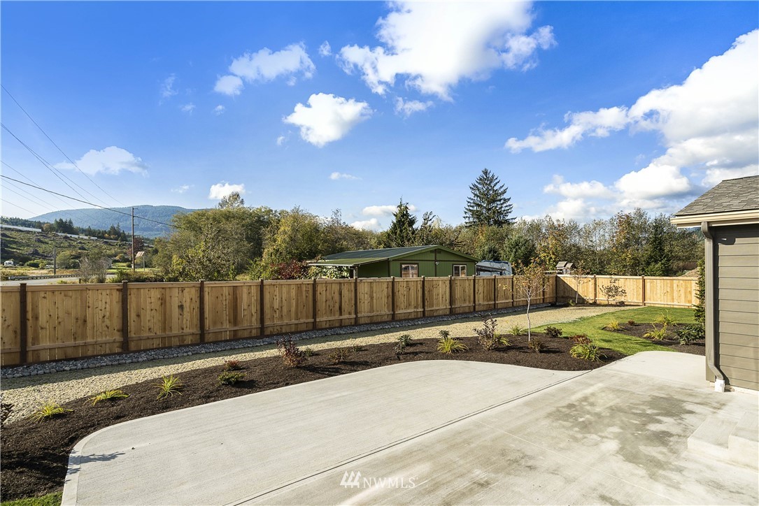 1846 Azure Way Bellingham, WA 98229 - Photo 20 of 25 Gallery Image 20