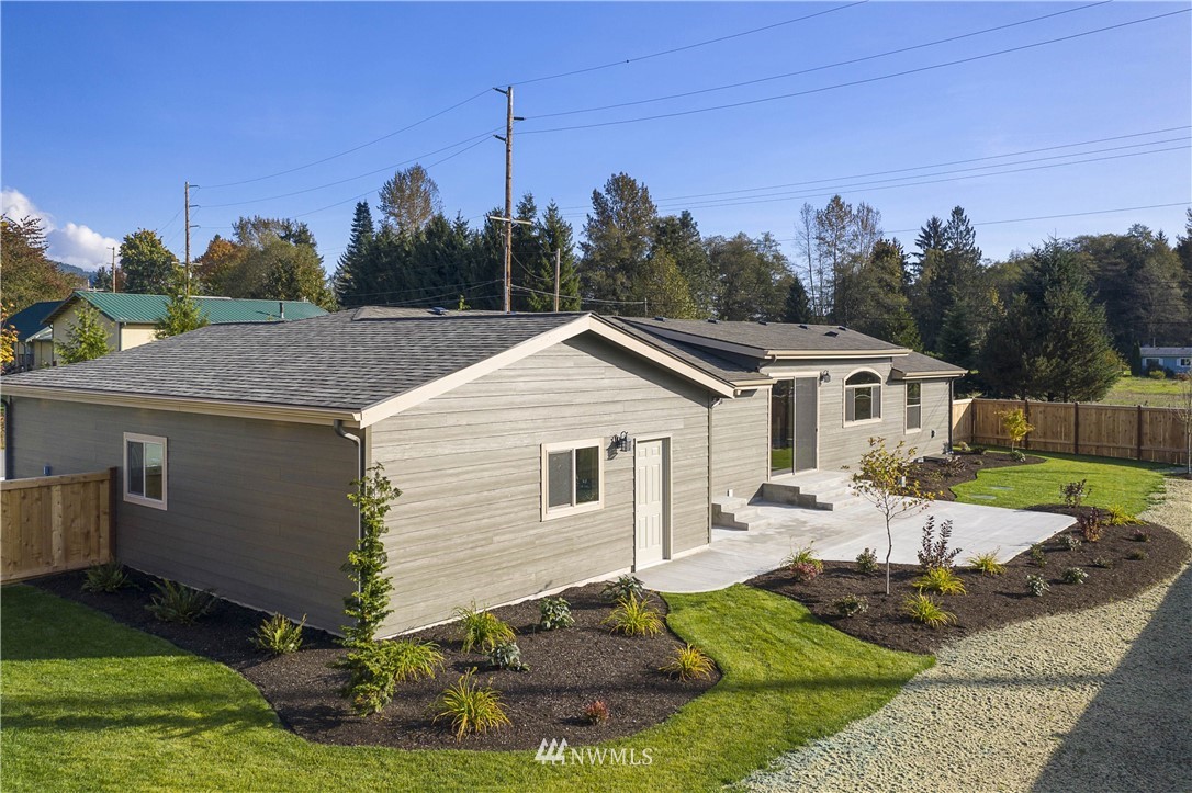 1846 Azure Way Bellingham, WA 98229 - Photo 22 of 25 Gallery Image 22